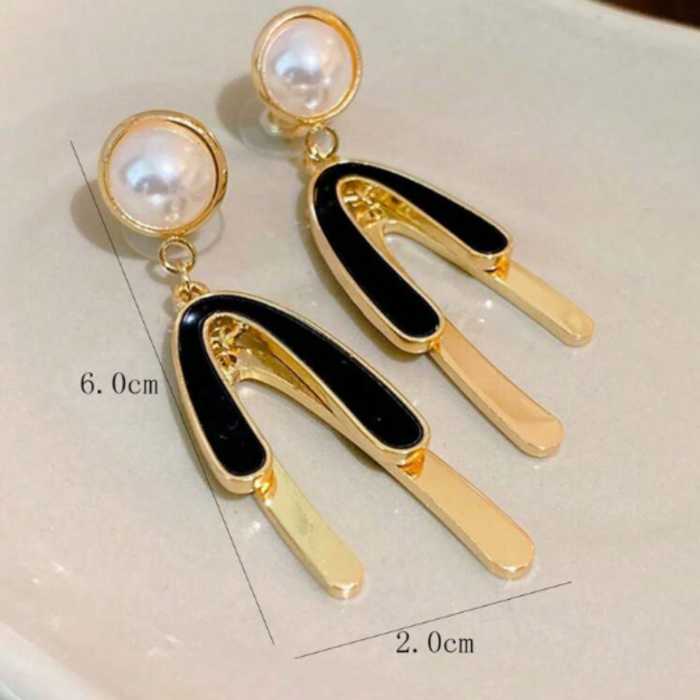 K-Pop Inspired Elegant & Luxurious Pearl Tassel Long Drop Earrings for Women